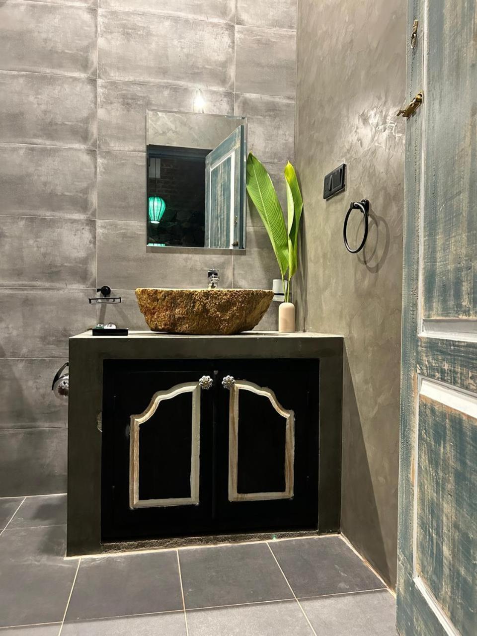 Still Waters Artistry نيجومبو المظهر الخارجي الصورة